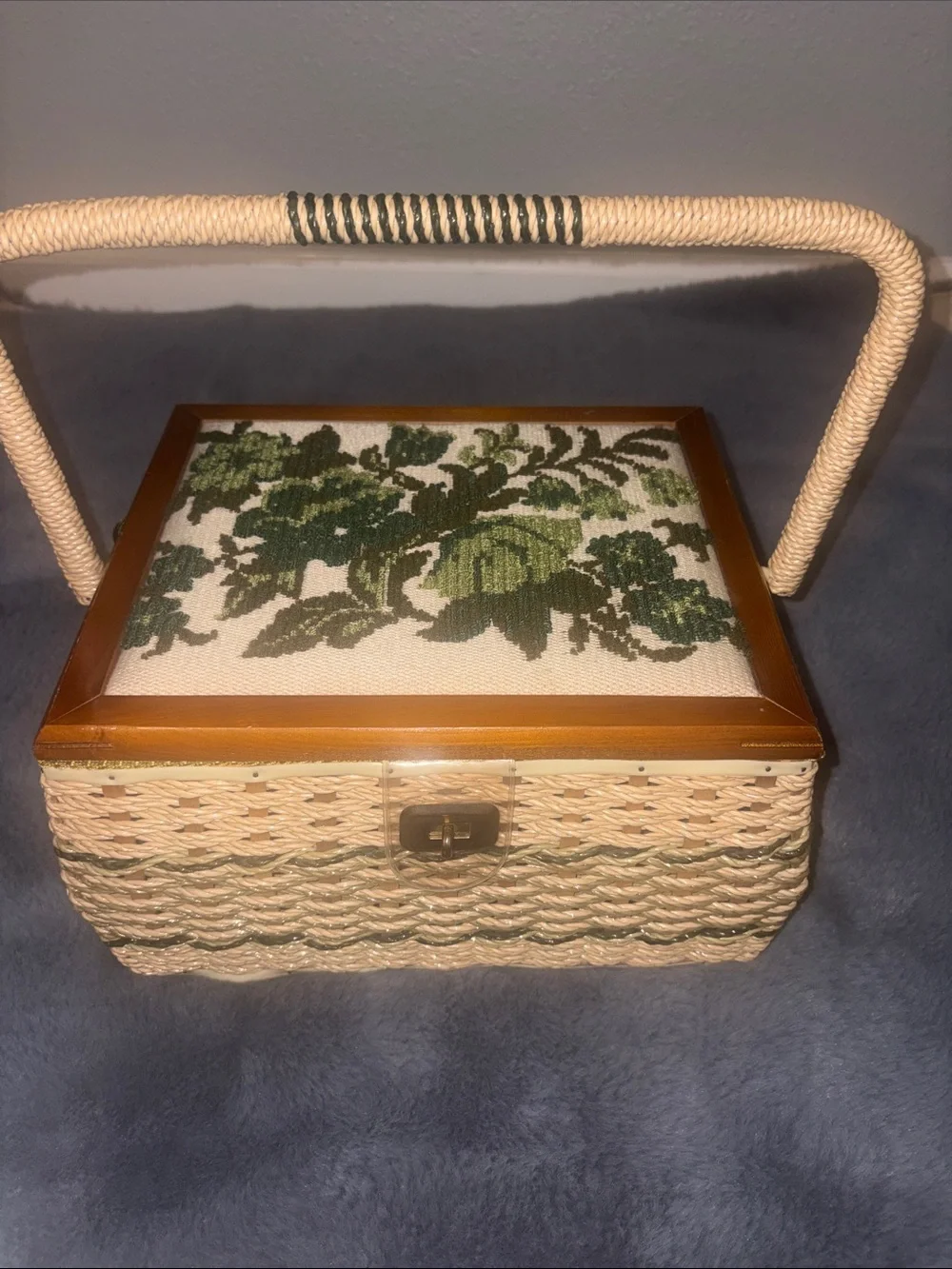 VTG JC Penney Wicker Sewing Basket Box Padded Embroidered Flower Made in Japan